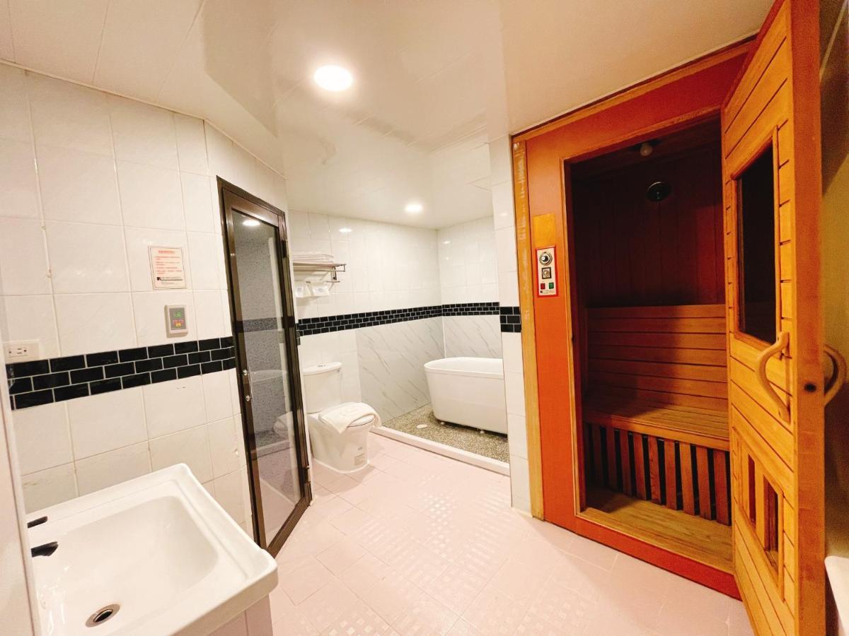 Joy Garden Hotel Kaohsziung Kültér fotó