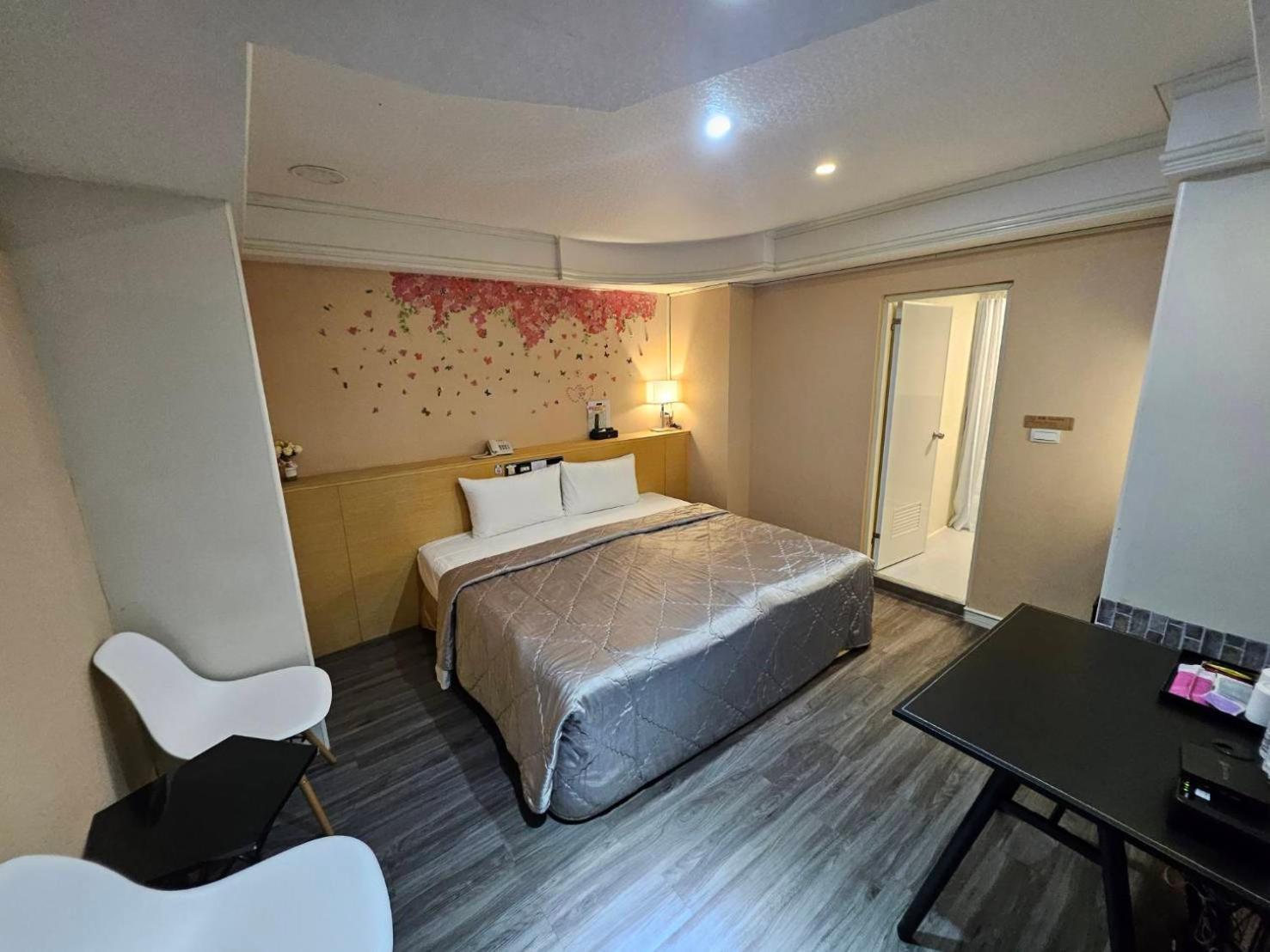 Joy Garden Hotel Kaohsziung Kültér fotó